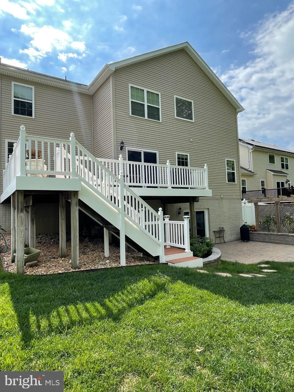 LEONARDS GRANT - Residential