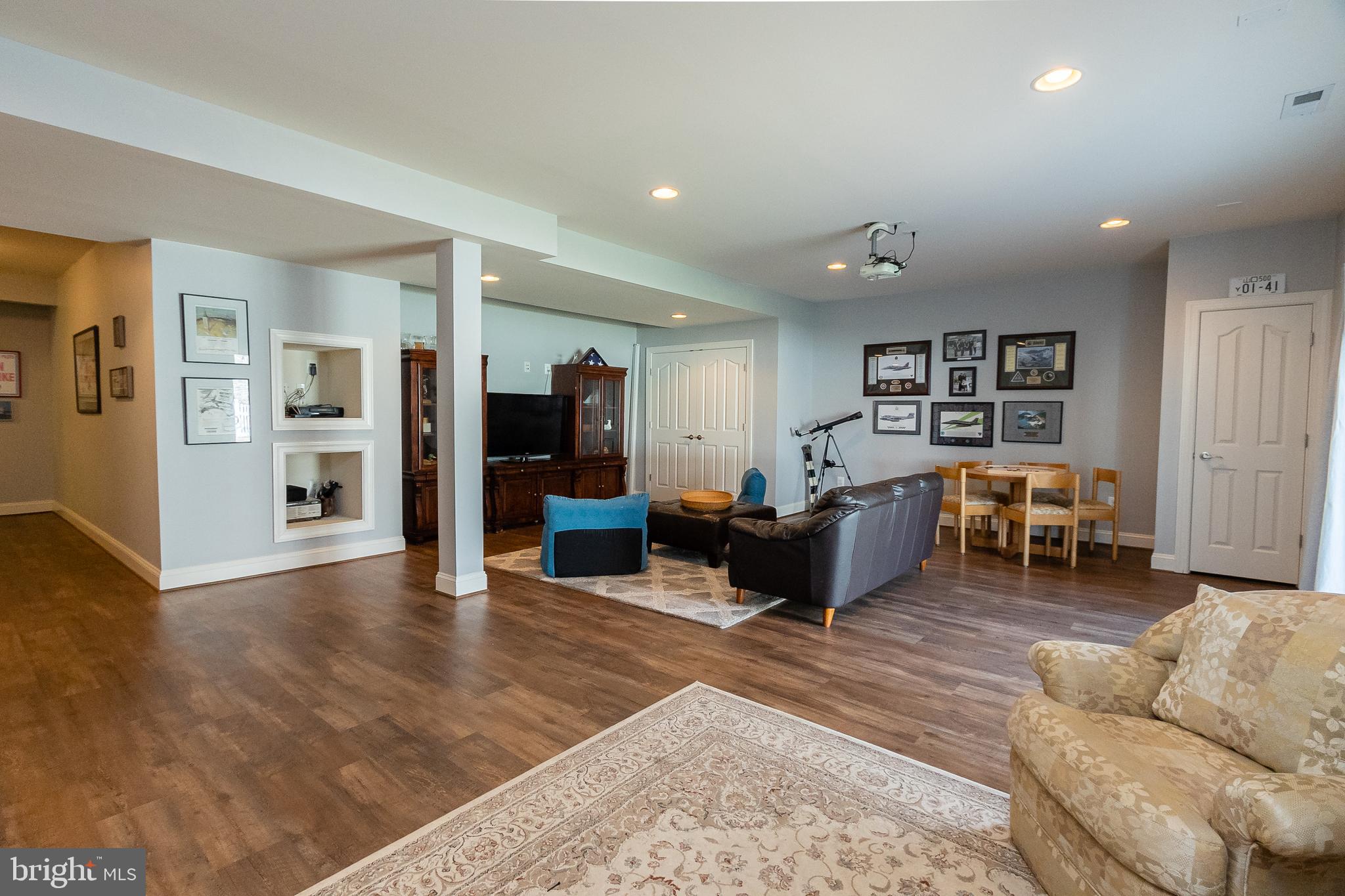 LEONARDS GRANT - Residential