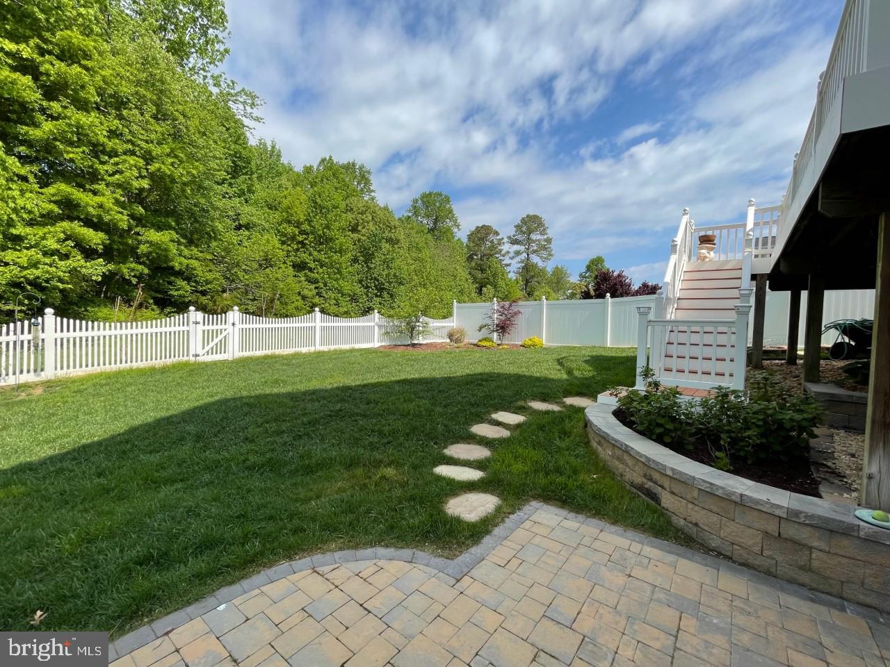 LEONARDS GRANT - Residential