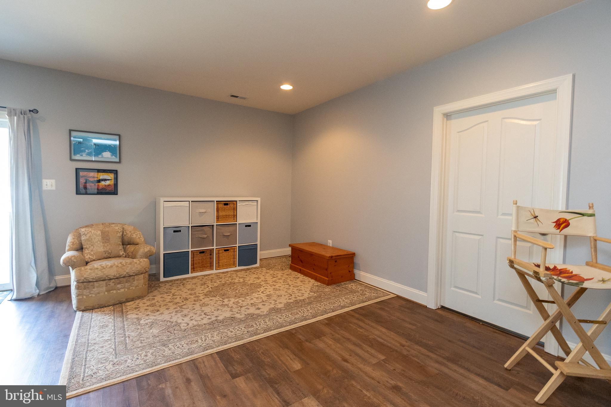 LEONARDS GRANT - Residential