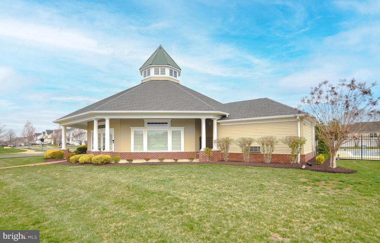 LEONARDS GRANT - Residential