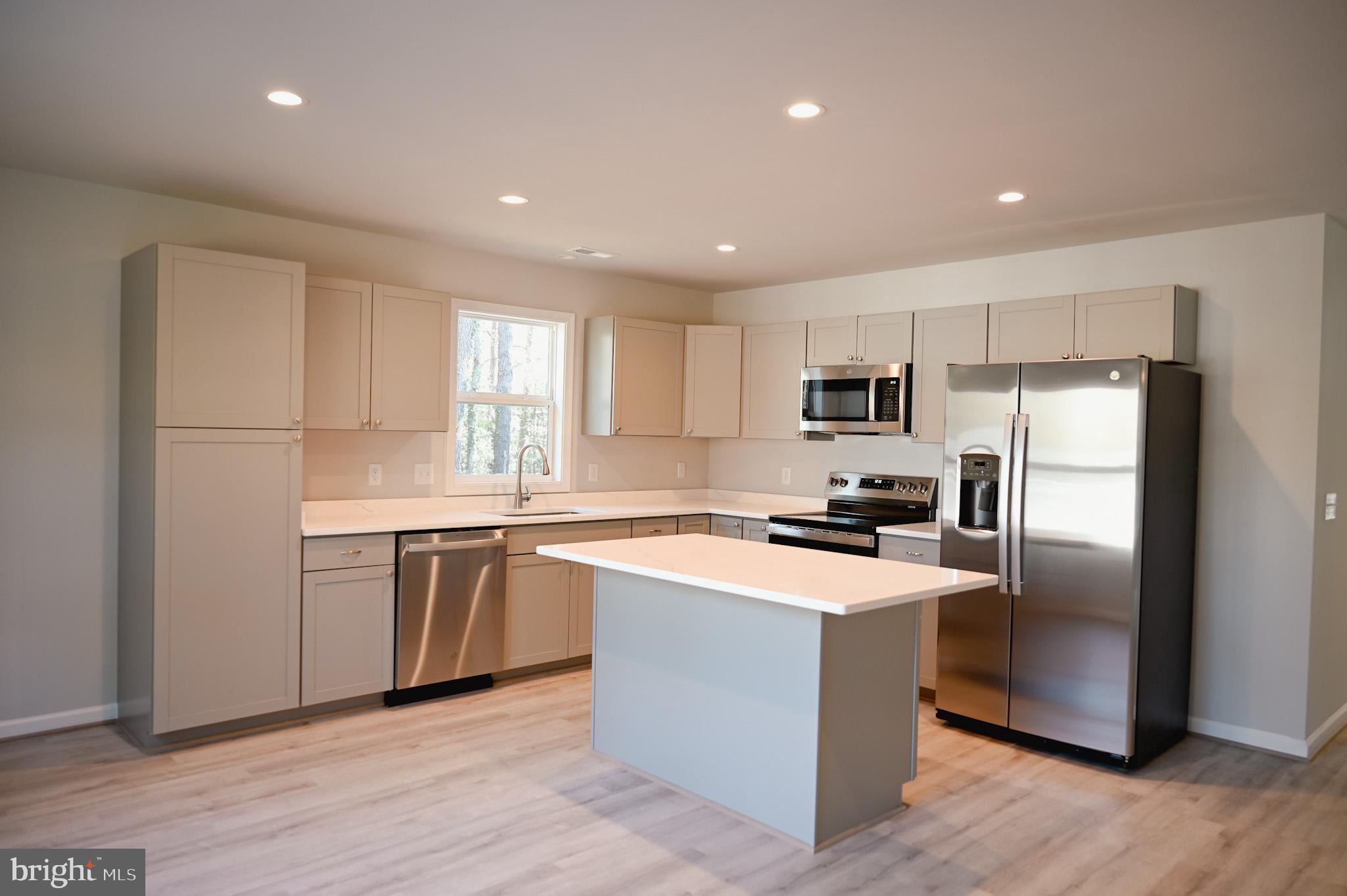 PLACID BAY ESTATES - Residential