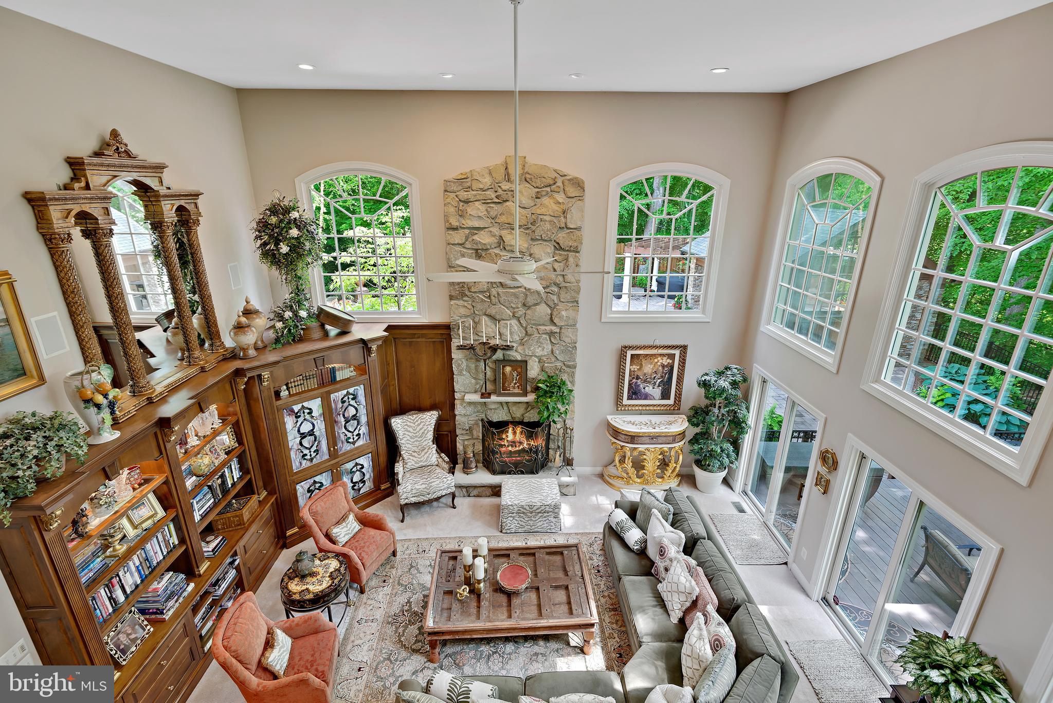 SOUTH RIVER COLONY - Residential