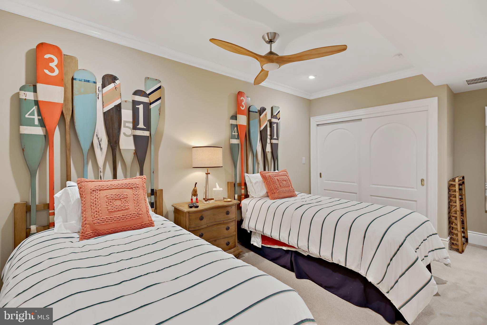 SOUTH RIVER COLONY - Residential