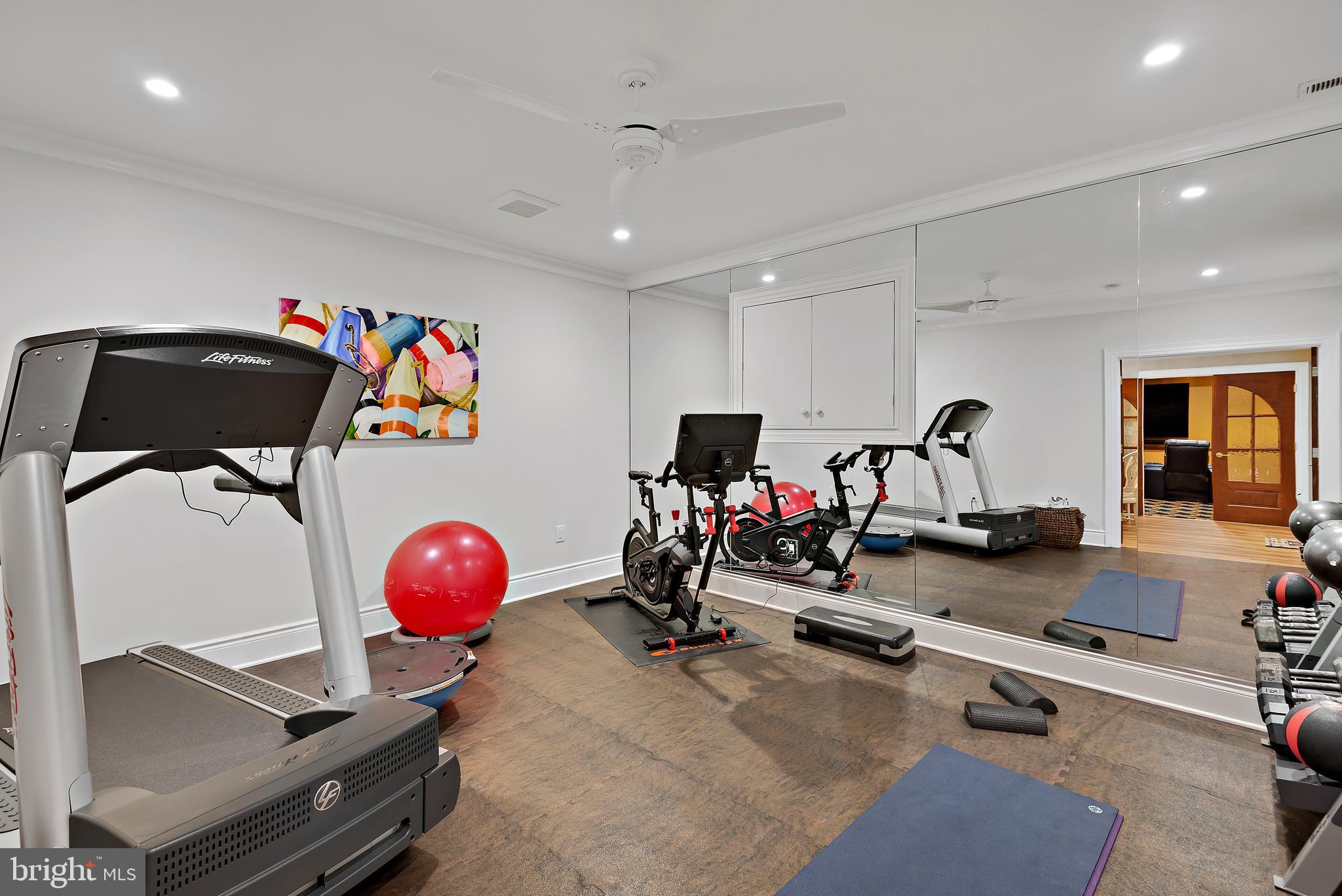 SOUTH RIVER COLONY - Residential