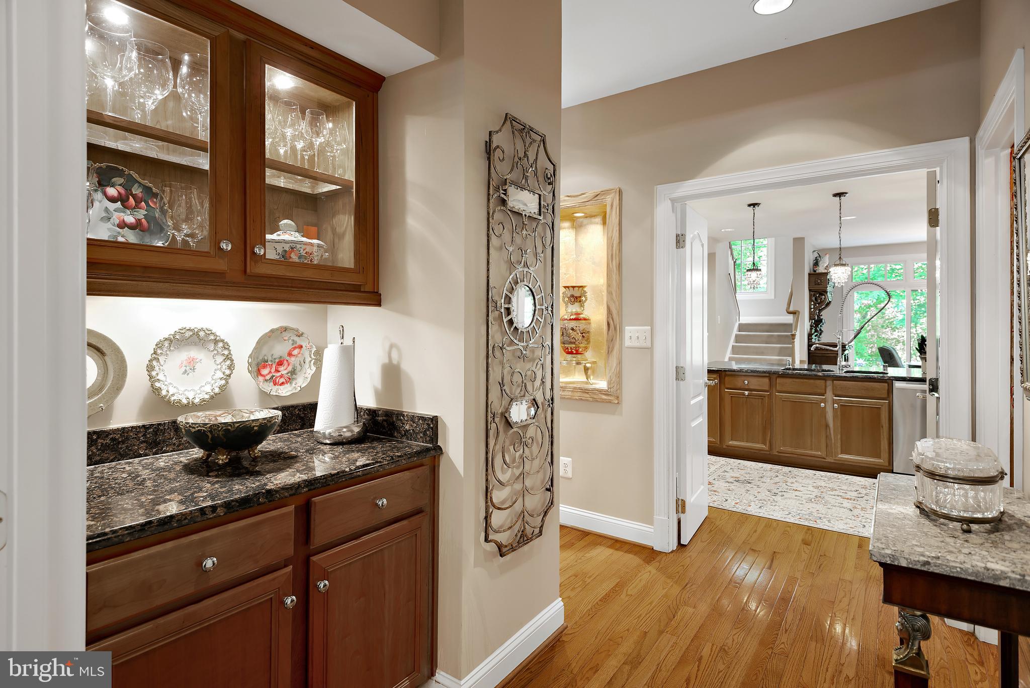 SOUTH RIVER COLONY - Residential