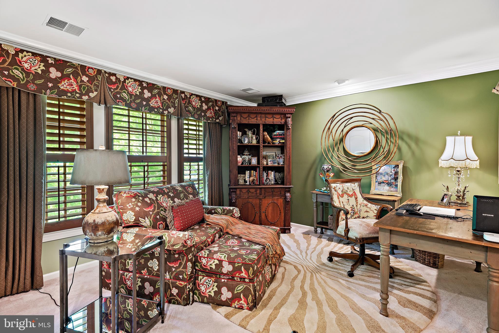 SOUTH RIVER COLONY - Residential