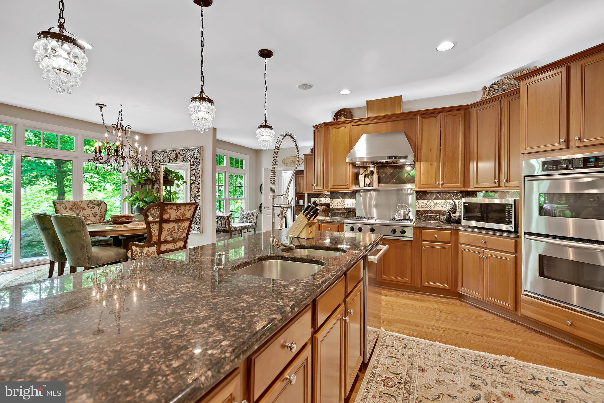 SOUTH RIVER COLONY - Residential