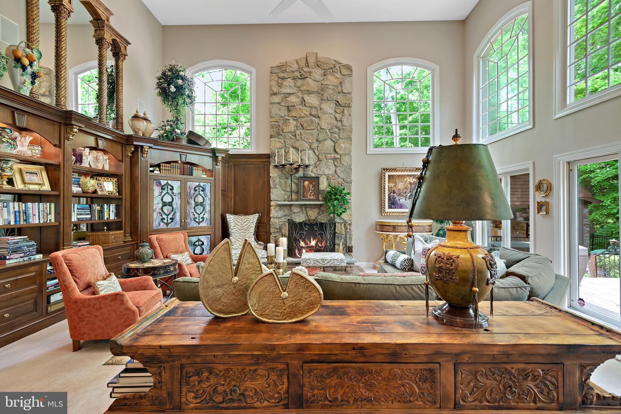 SOUTH RIVER COLONY - Residential