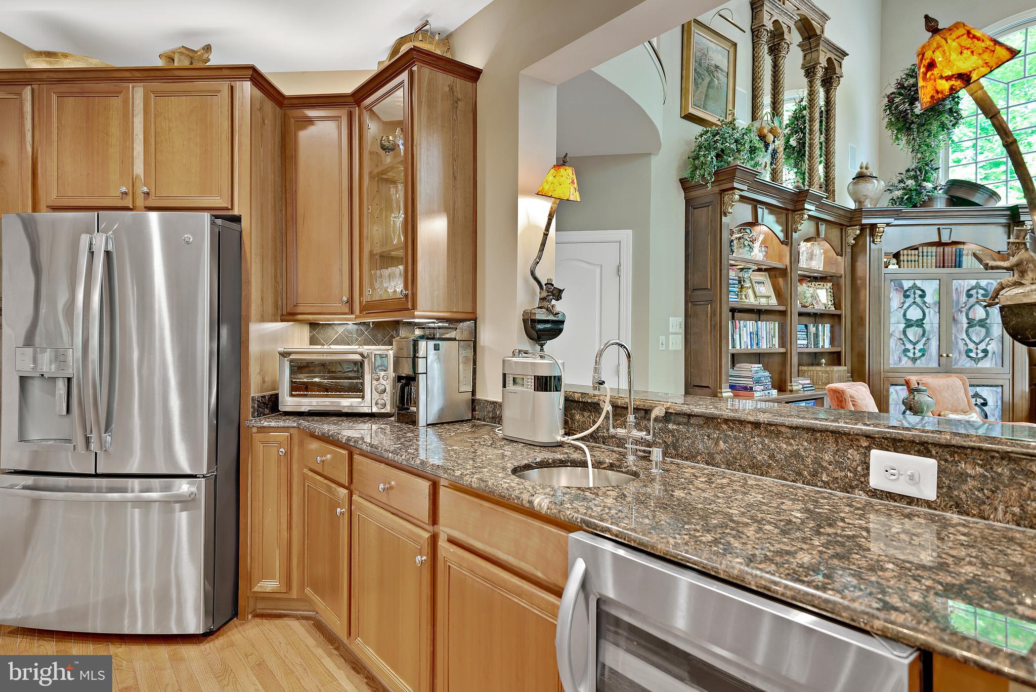 SOUTH RIVER COLONY - Residential