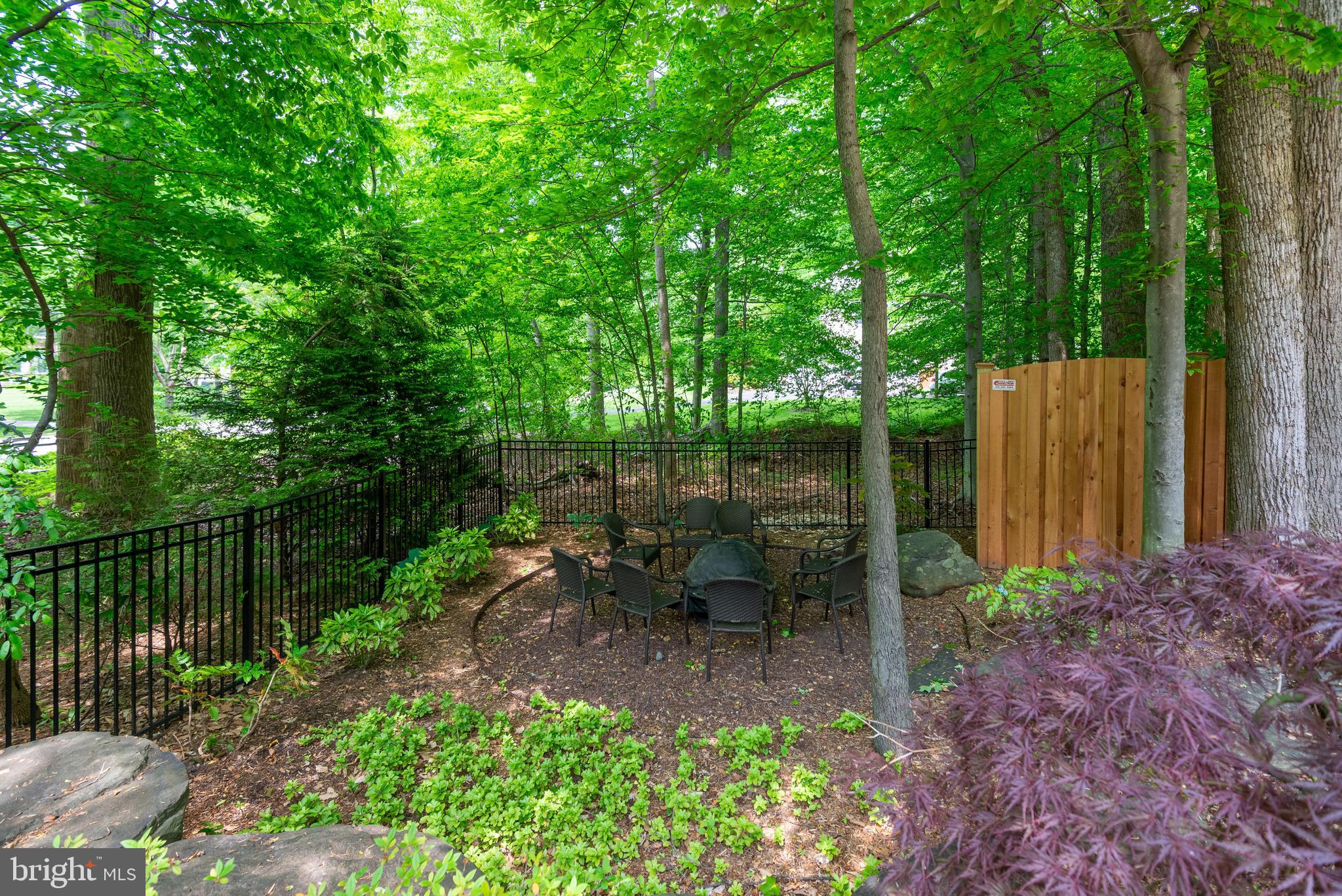 SOUTH RIVER COLONY - Residential