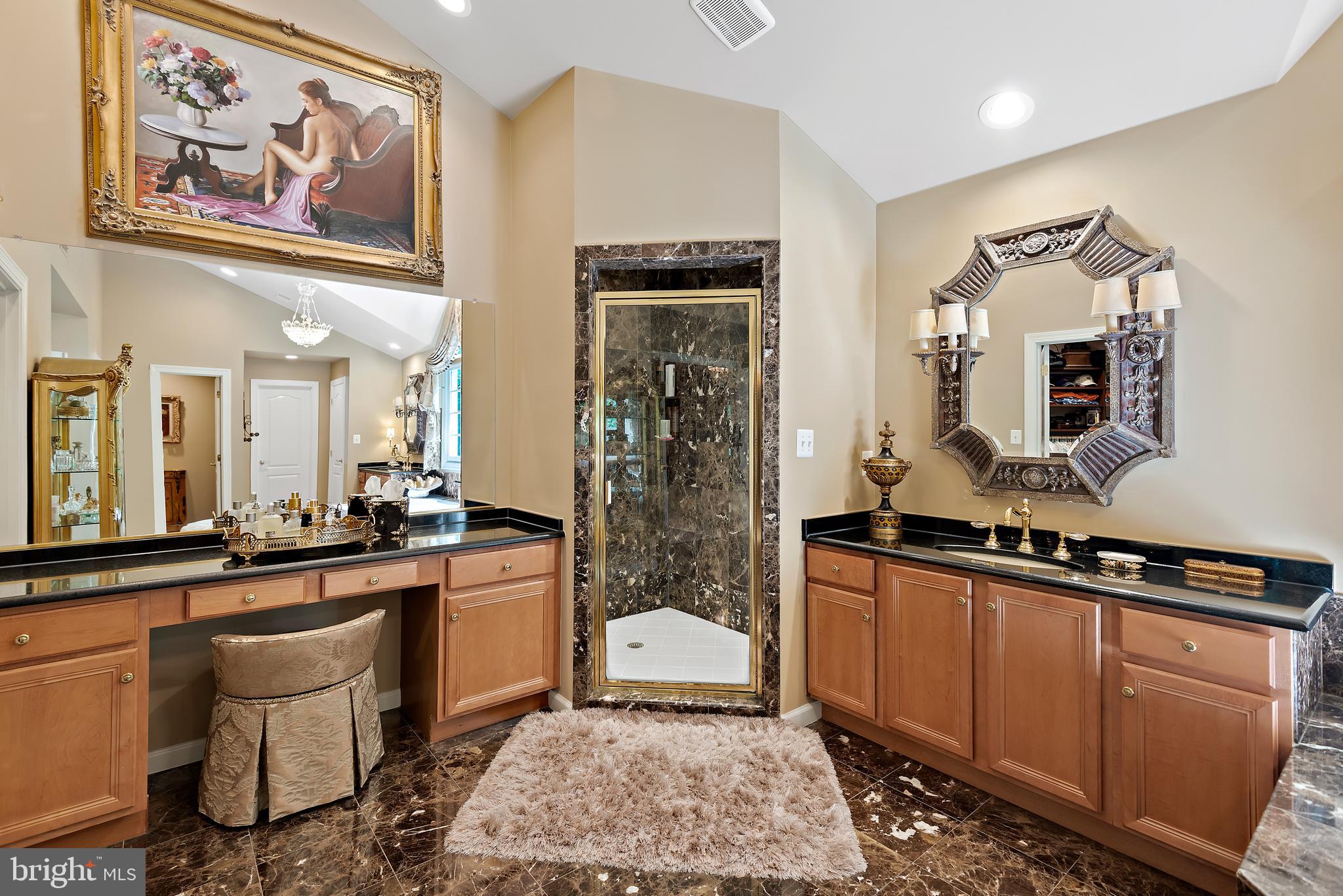 SOUTH RIVER COLONY - Residential