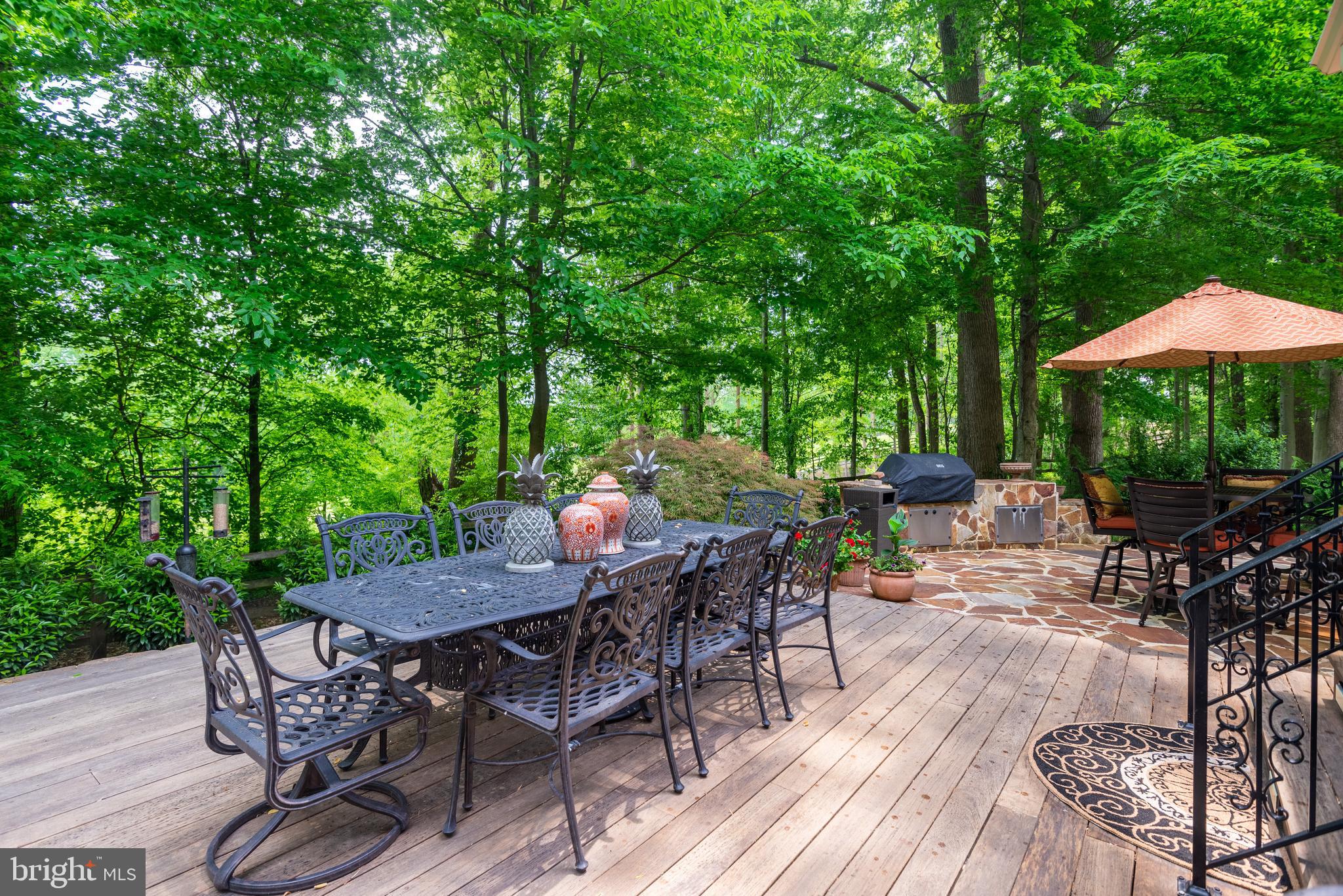 SOUTH RIVER COLONY - Residential