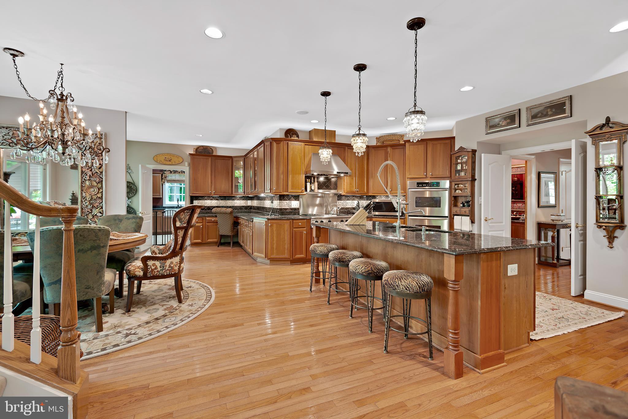 SOUTH RIVER COLONY - Residential