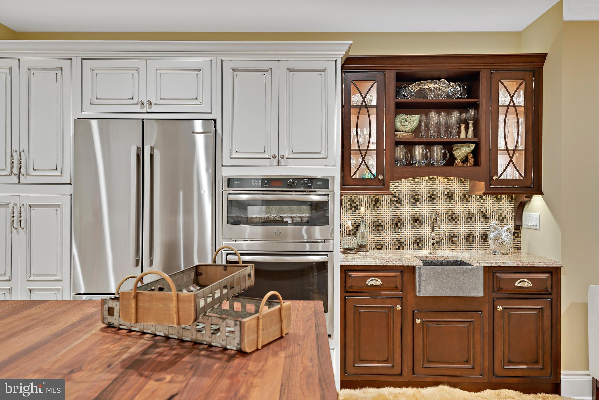 SOUTH RIVER COLONY - Residential