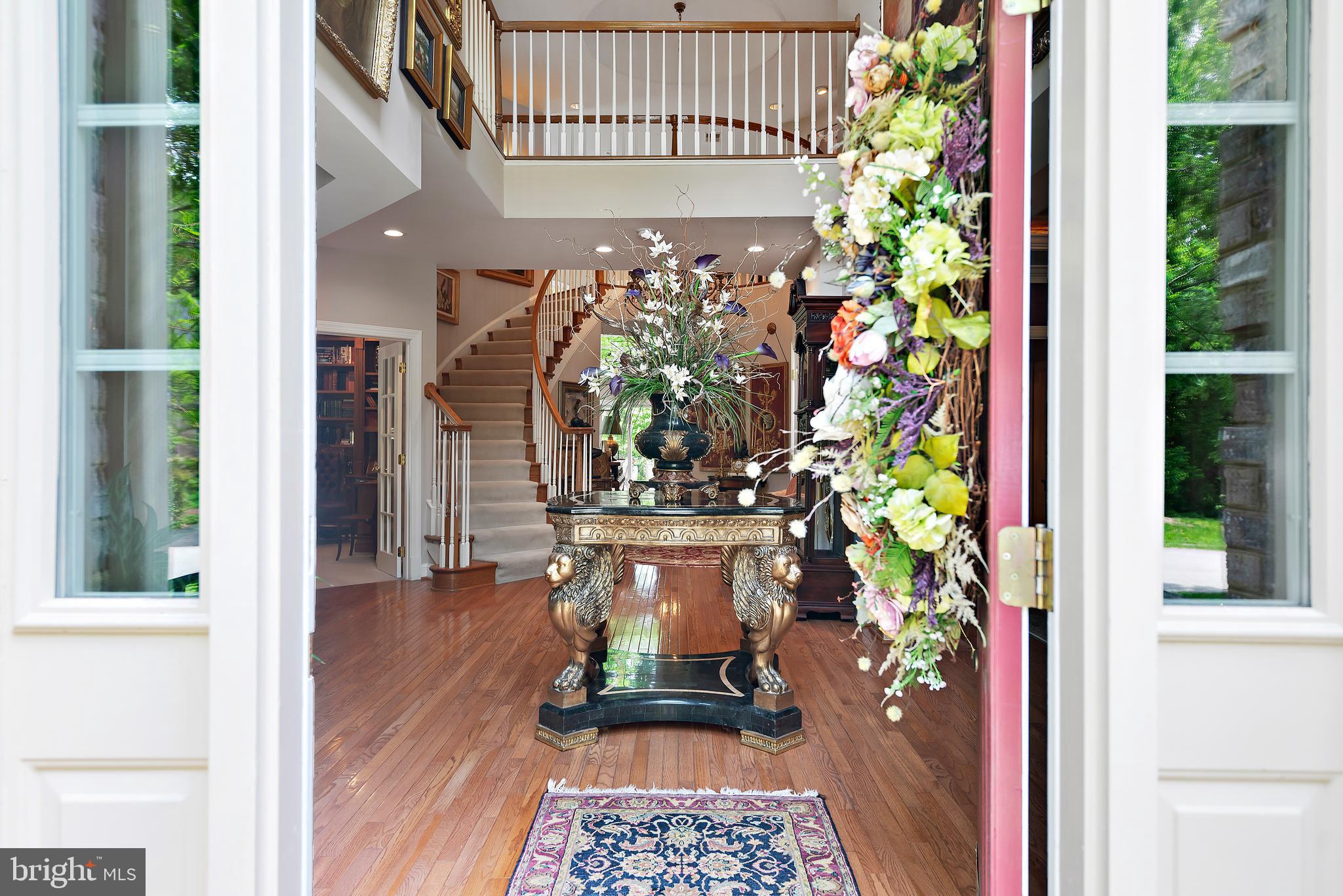 SOUTH RIVER COLONY - Residential