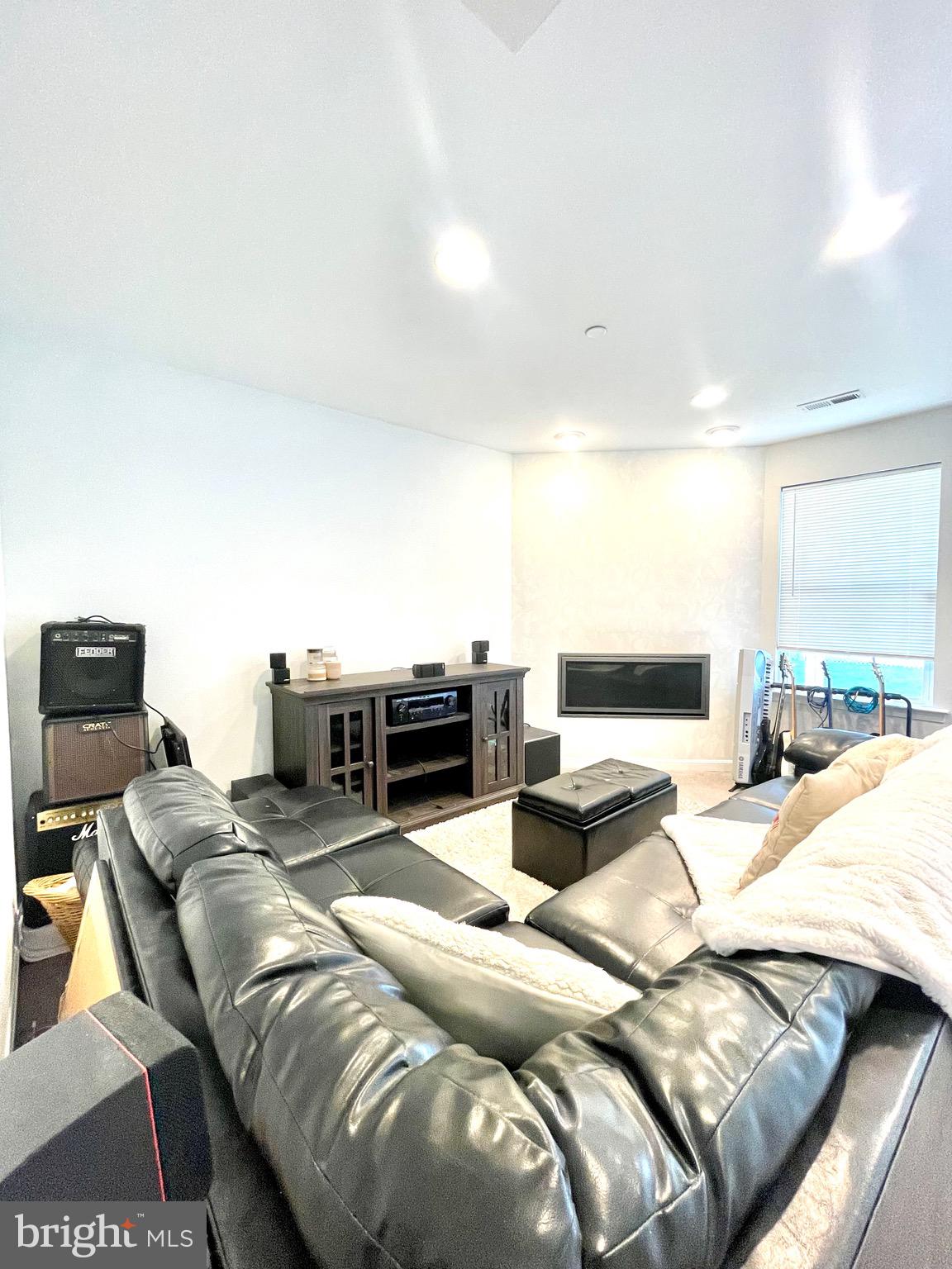 MAGNOLIA LANDING - Residential