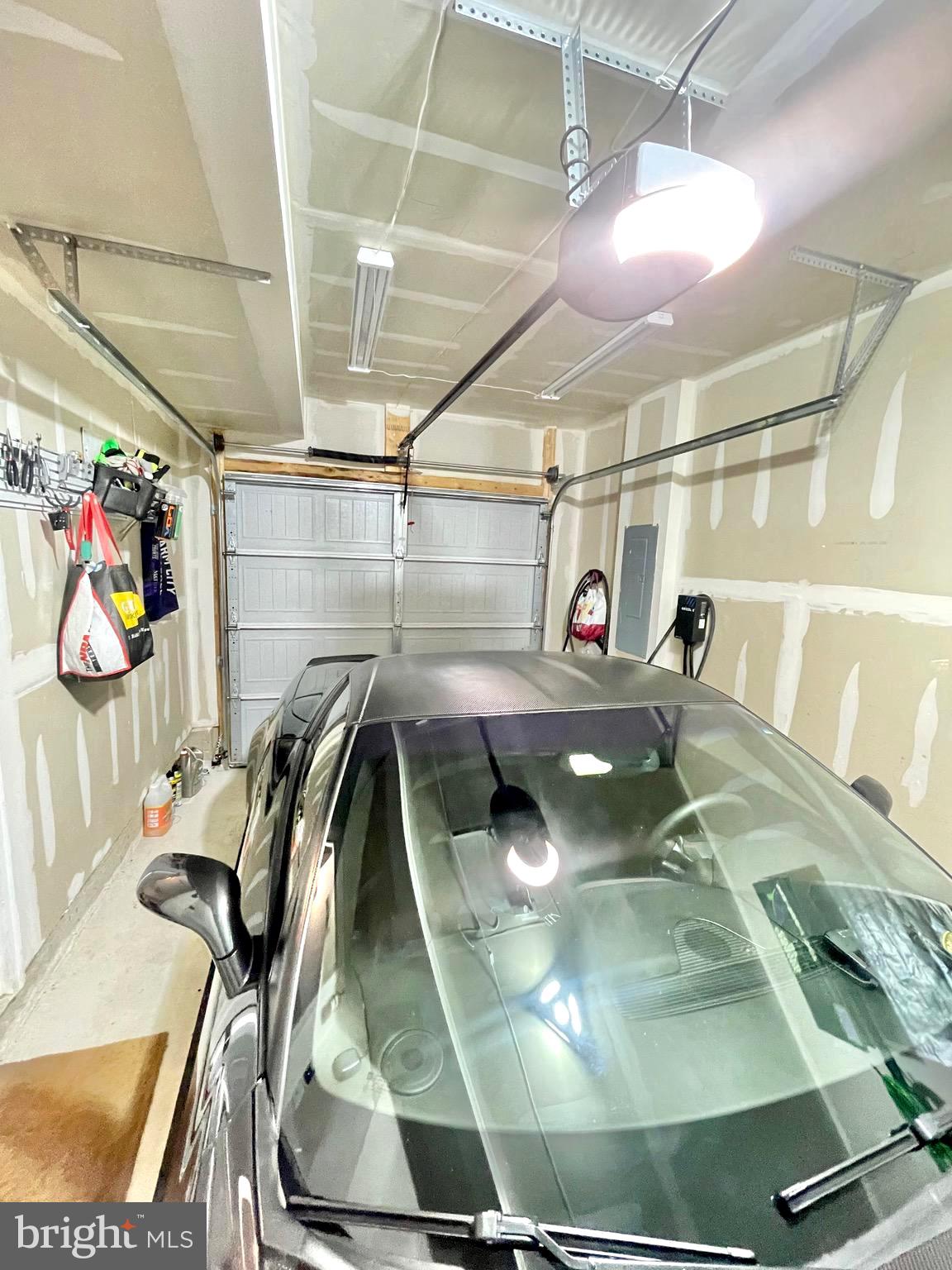 MAGNOLIA LANDING - Residential