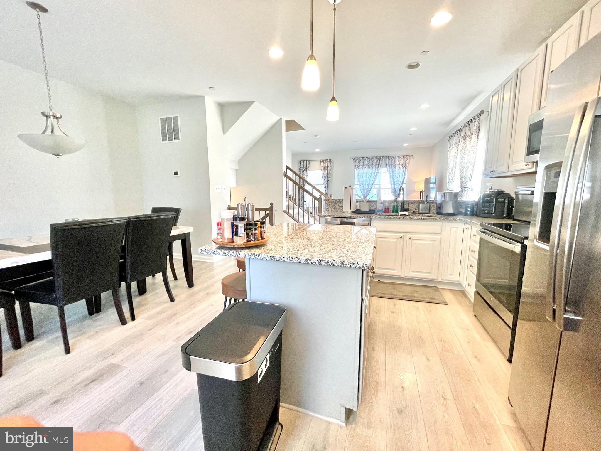 MAGNOLIA LANDING - Residential