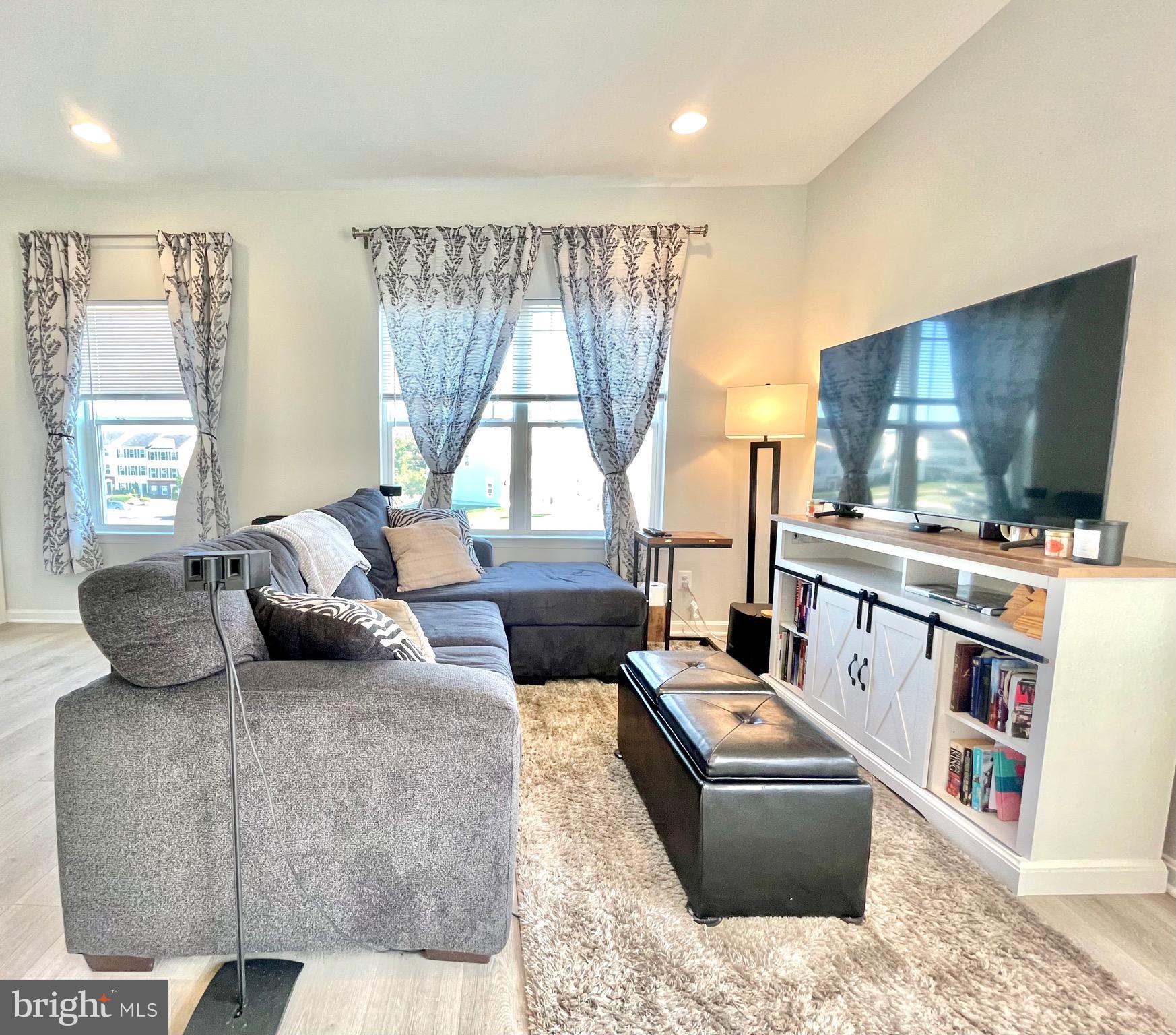 MAGNOLIA LANDING - Residential