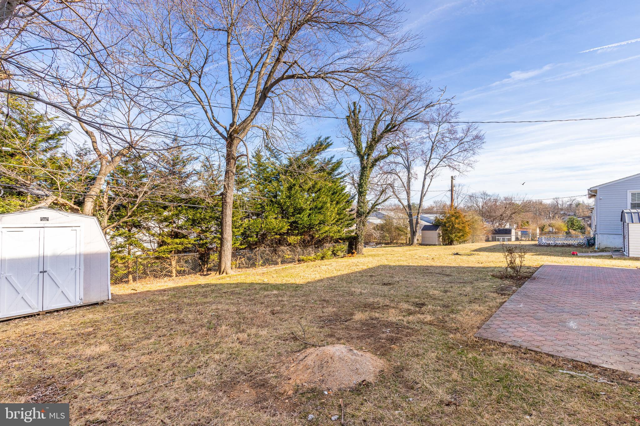 YORK MANOR - Residential