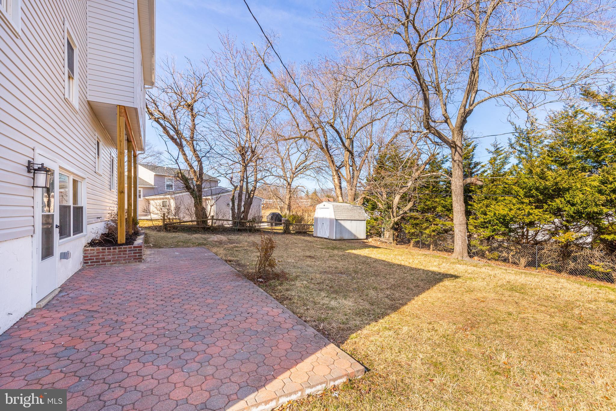 YORK MANOR - Residential