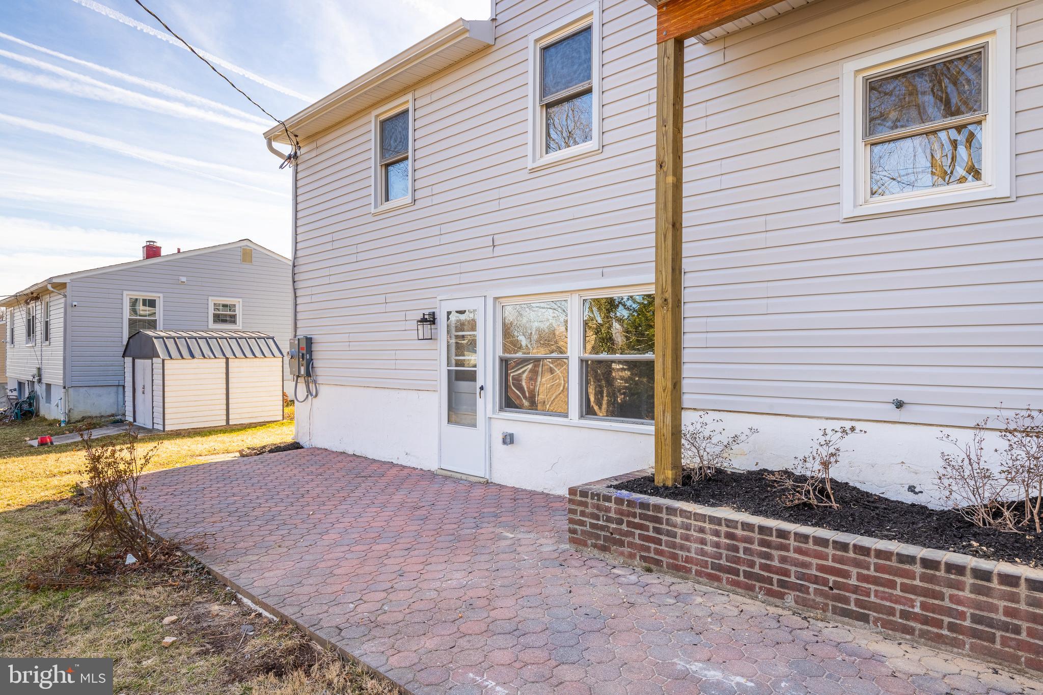 YORK MANOR - Residential