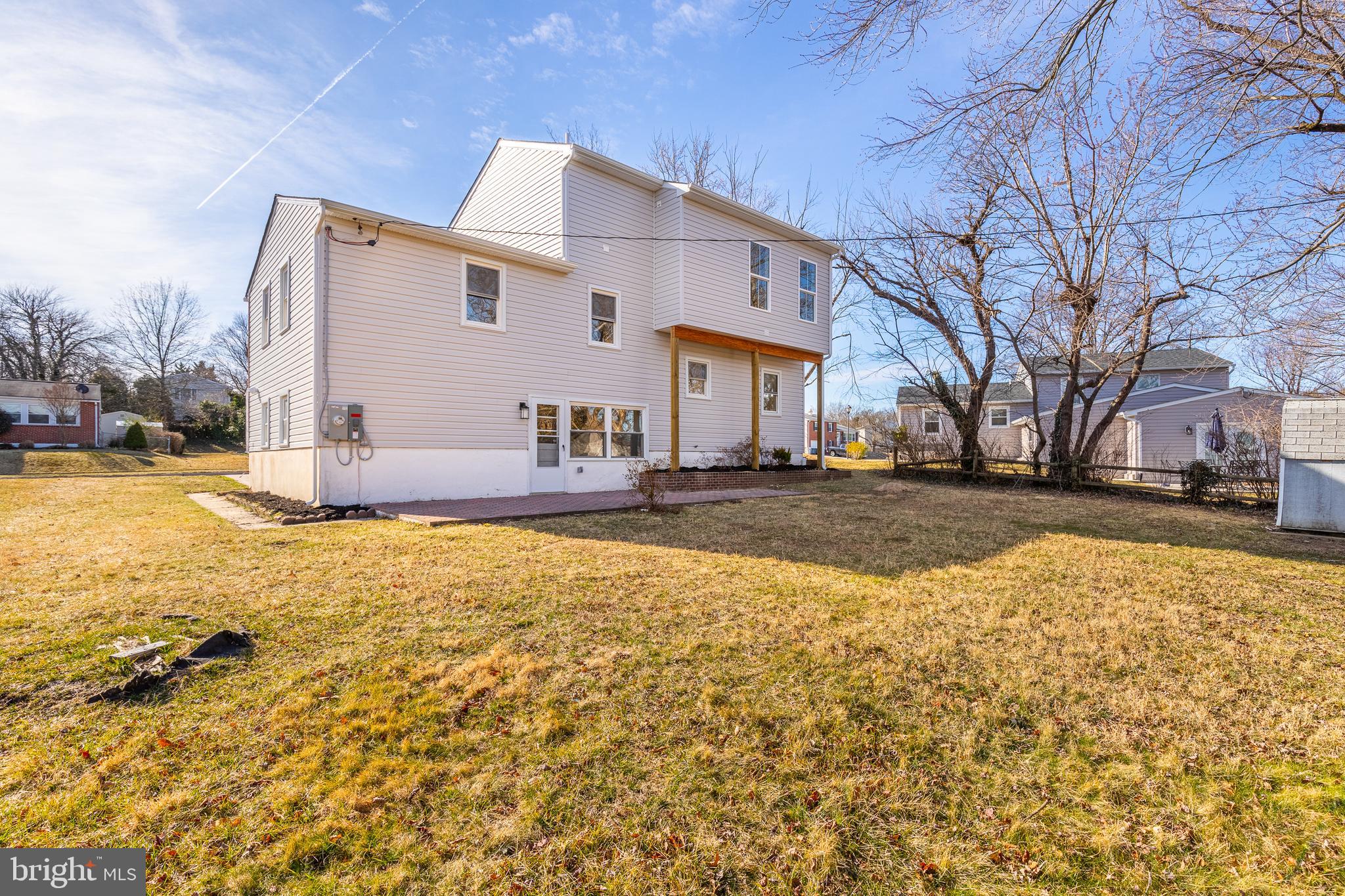 YORK MANOR - Residential