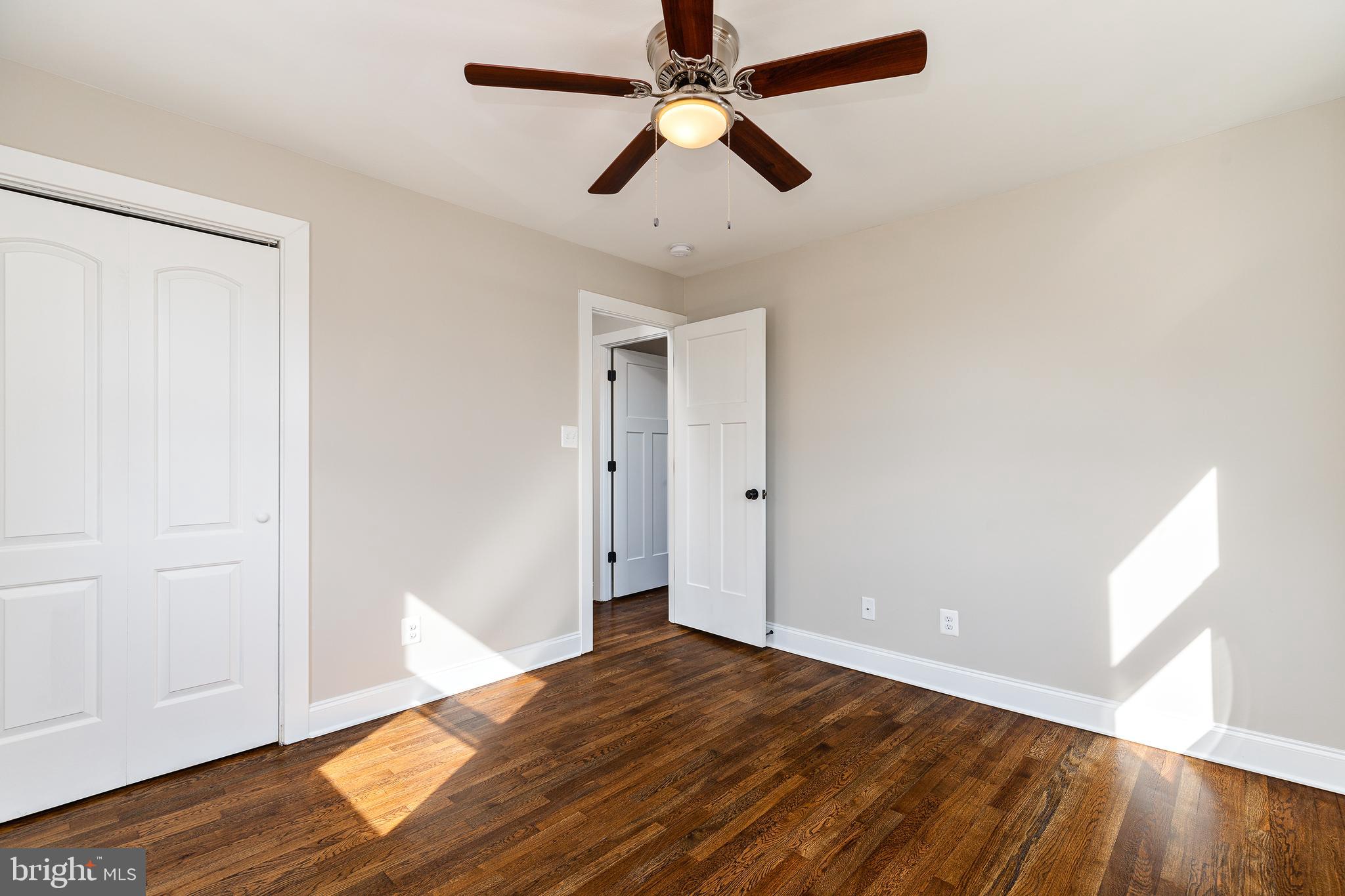 YORK MANOR - Residential