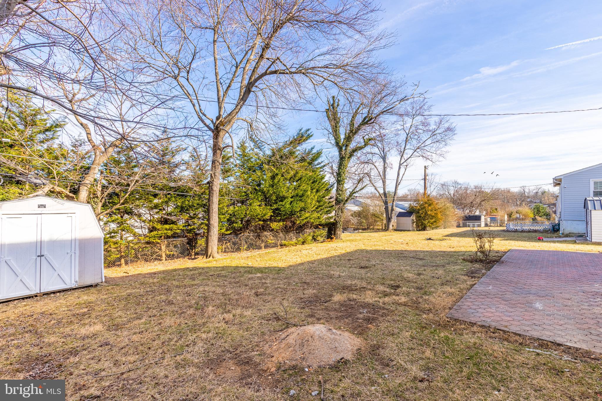 YORK MANOR - Residential