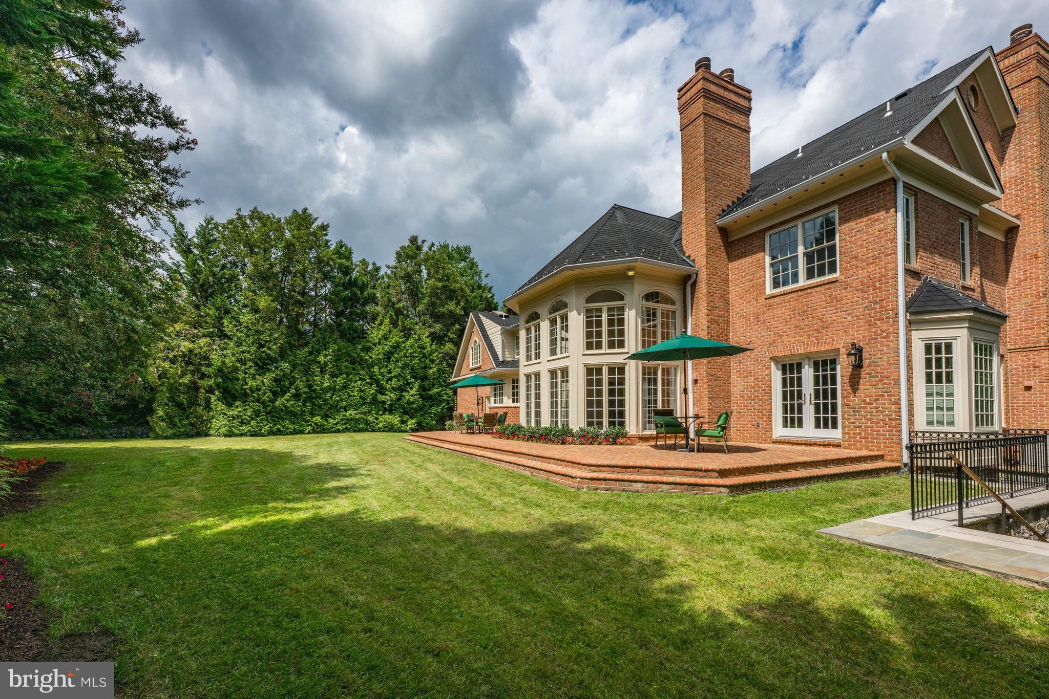 9400 CRIMSON LEAF TERRACE