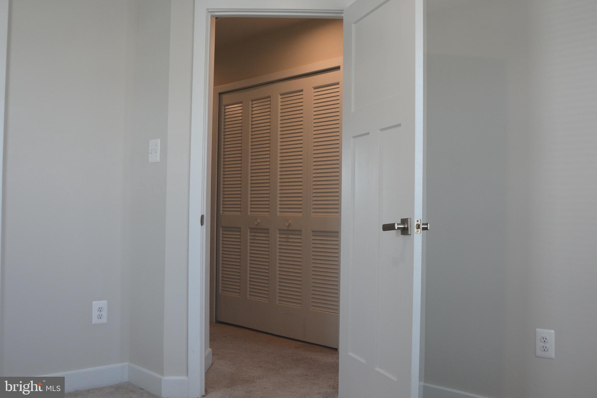 LAKE LINGANORE - Residential Lease