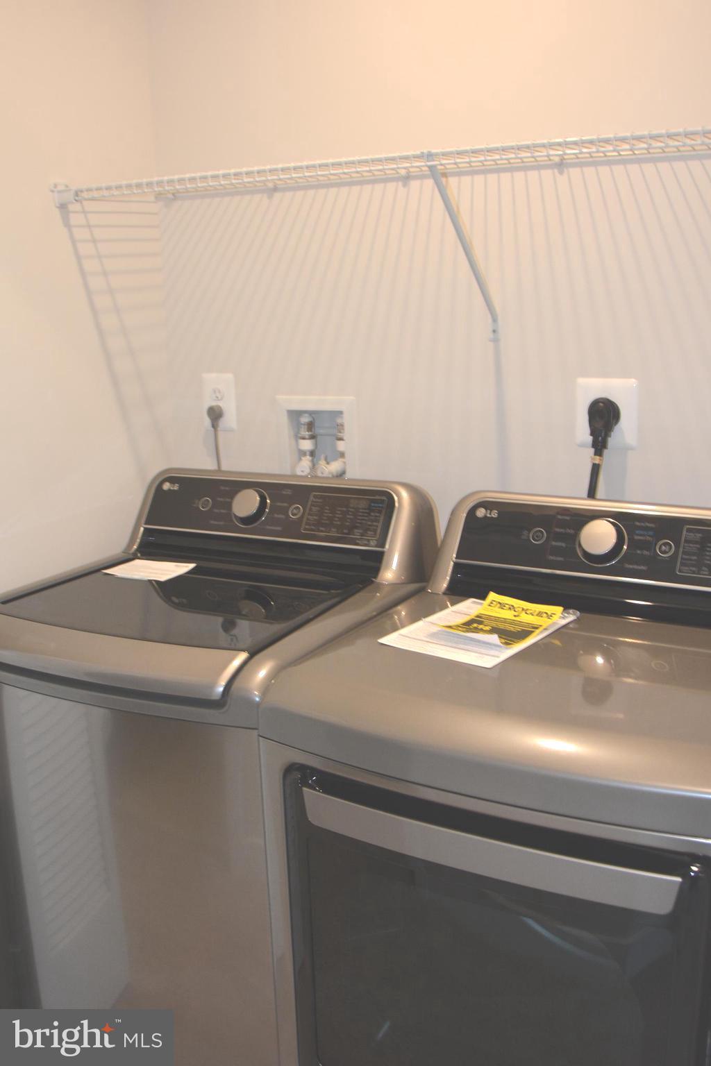 LAKE LINGANORE - Residential Lease