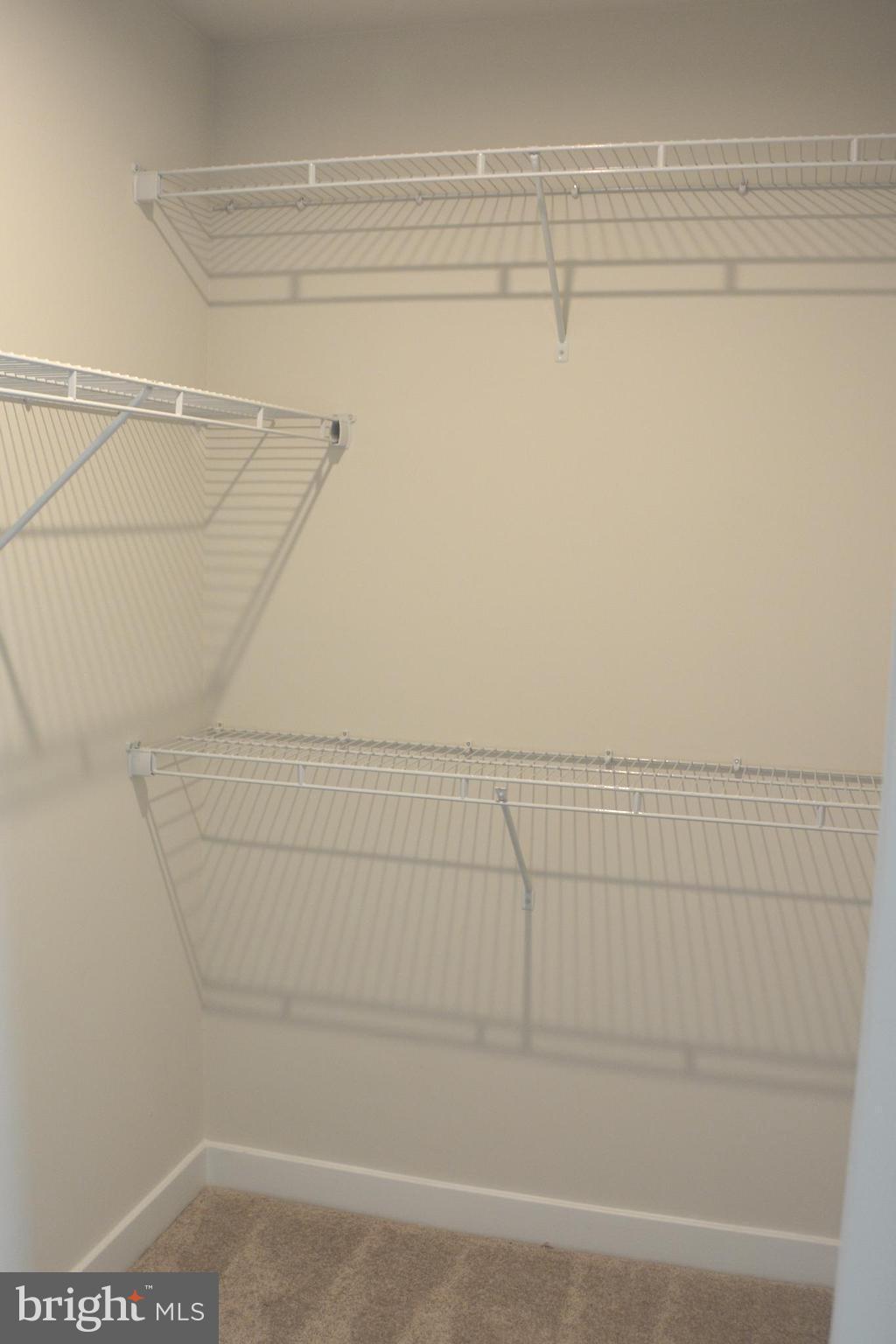 LAKE LINGANORE - Residential Lease