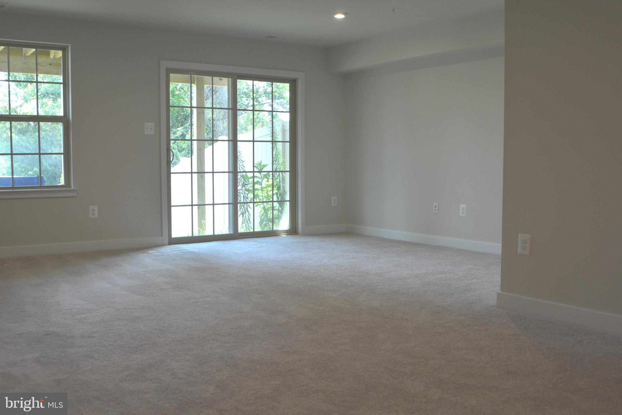 LAKE LINGANORE - Residential Lease