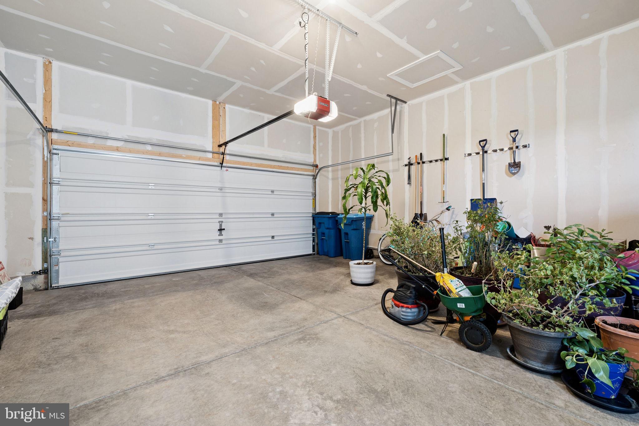 NICHOLSON FARM - Residential