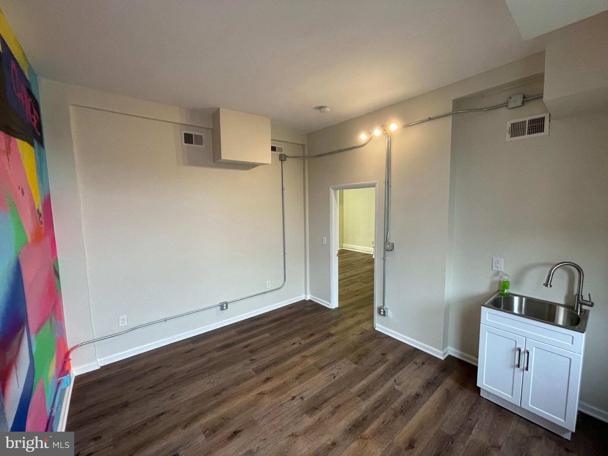 3815 34TH STREET FLOOR 2
