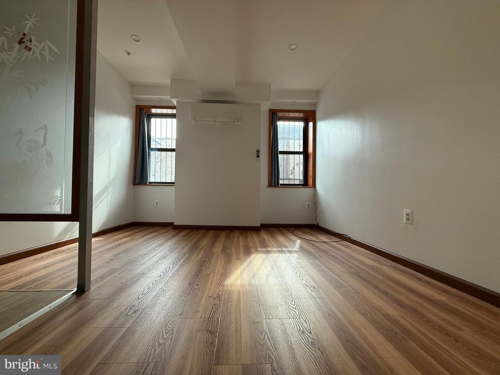 Photo of 146 N 10th Street #3B, PHILADELPHIA, PA 19107 (MLS # PAPH2551350)