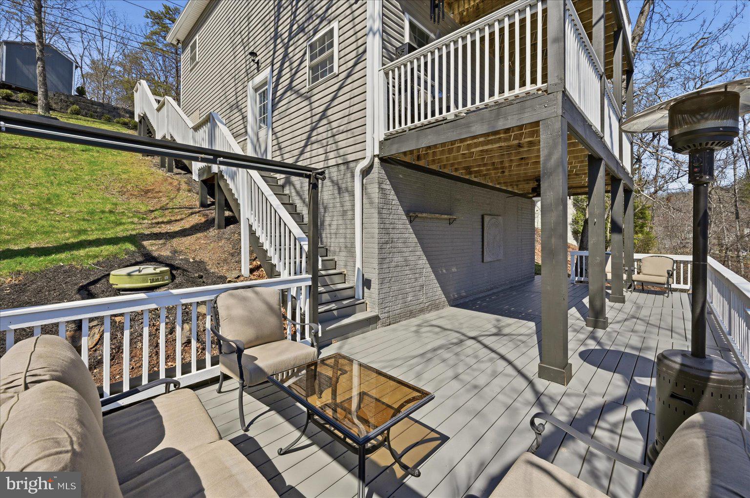 LAKE HOLIDAY ESTATES - Residential