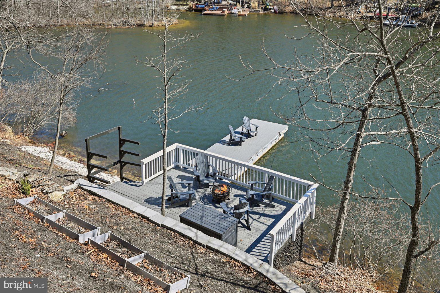 LAKE HOLIDAY ESTATES - Residential