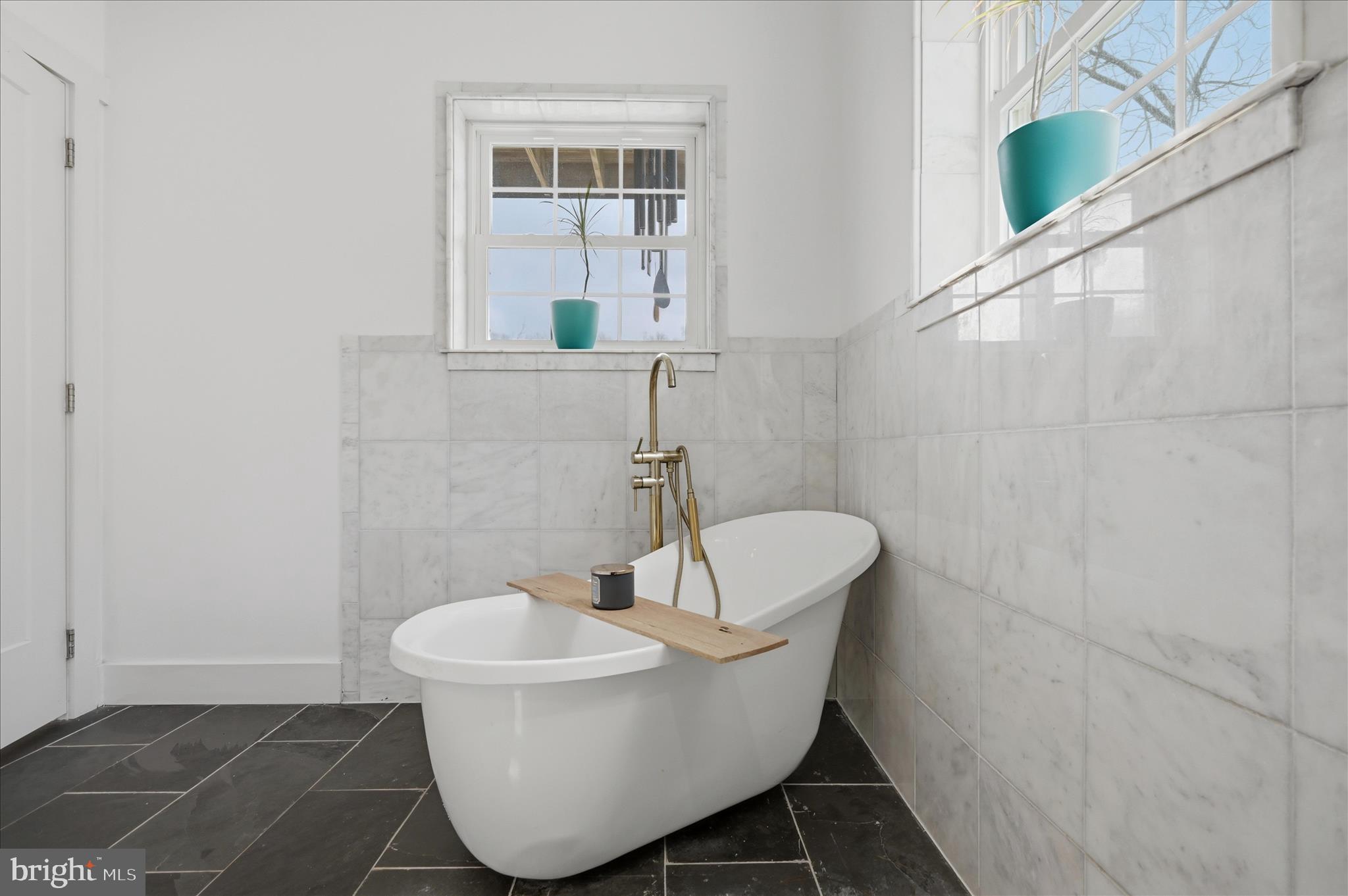 LAKE HOLIDAY ESTATES - Residential