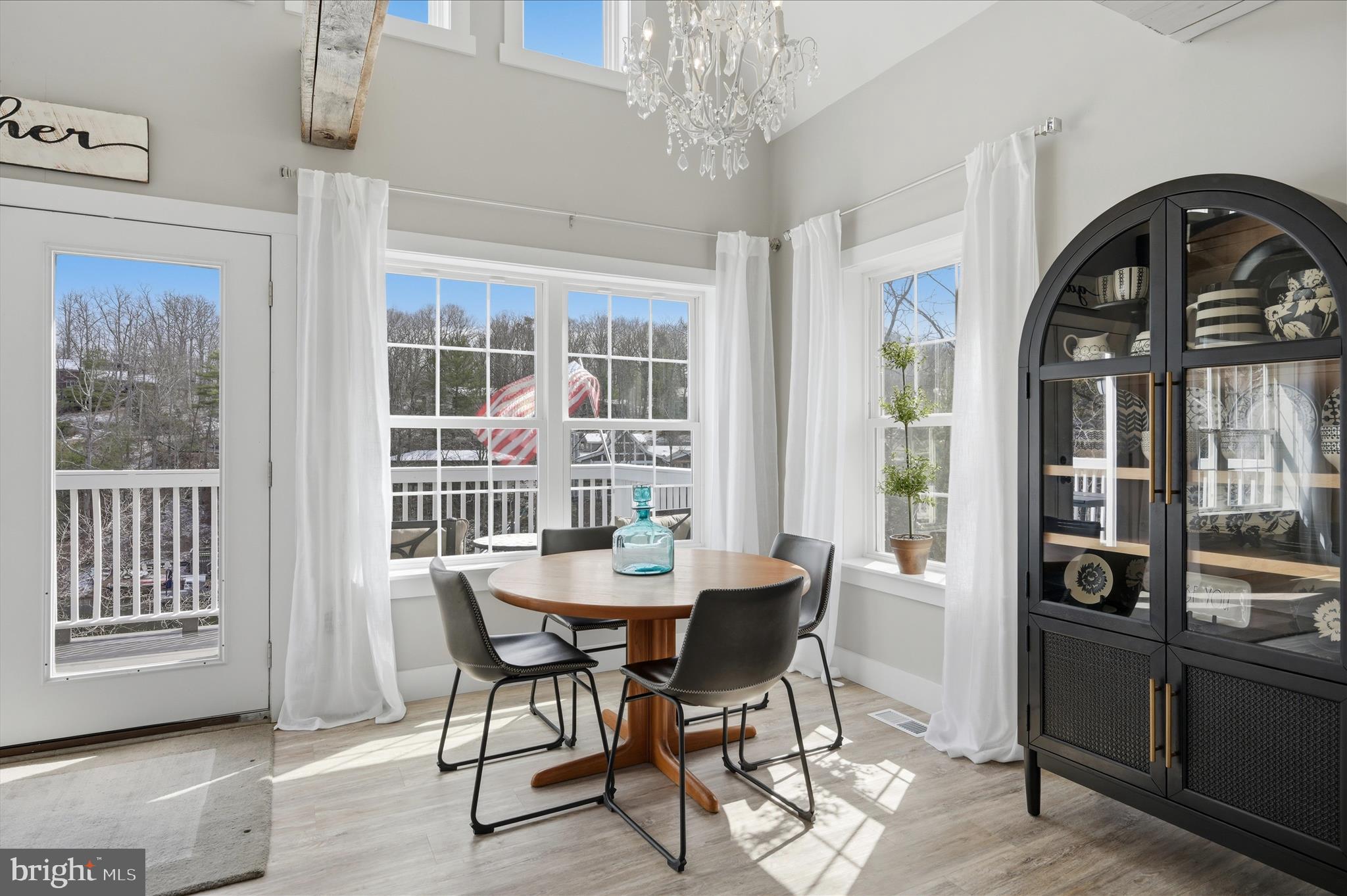 LAKE HOLIDAY ESTATES - Residential