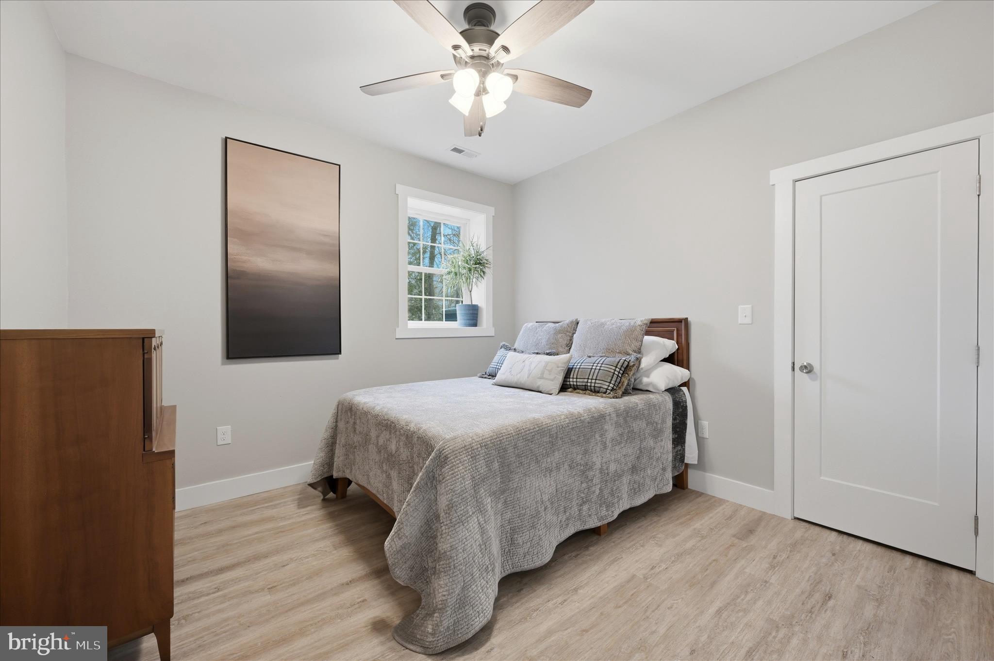 LAKE HOLIDAY ESTATES - Residential