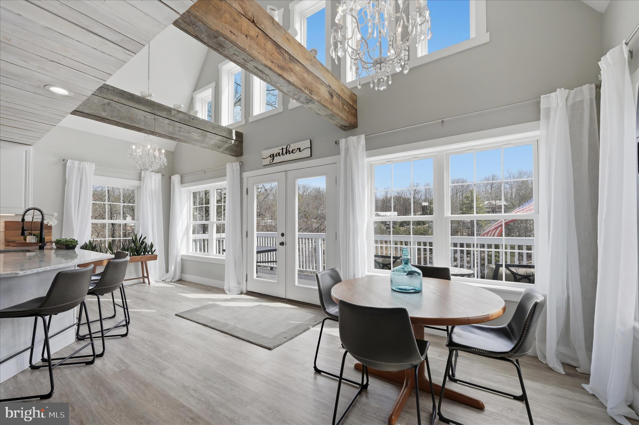 LAKE HOLIDAY ESTATES - Residential