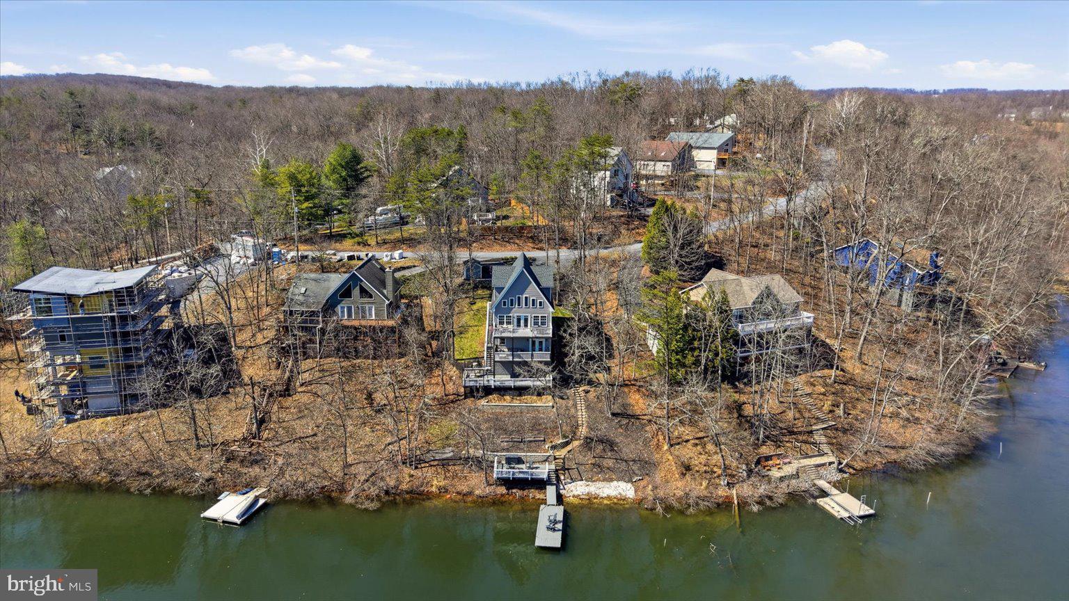 LAKE HOLIDAY ESTATES - Residential