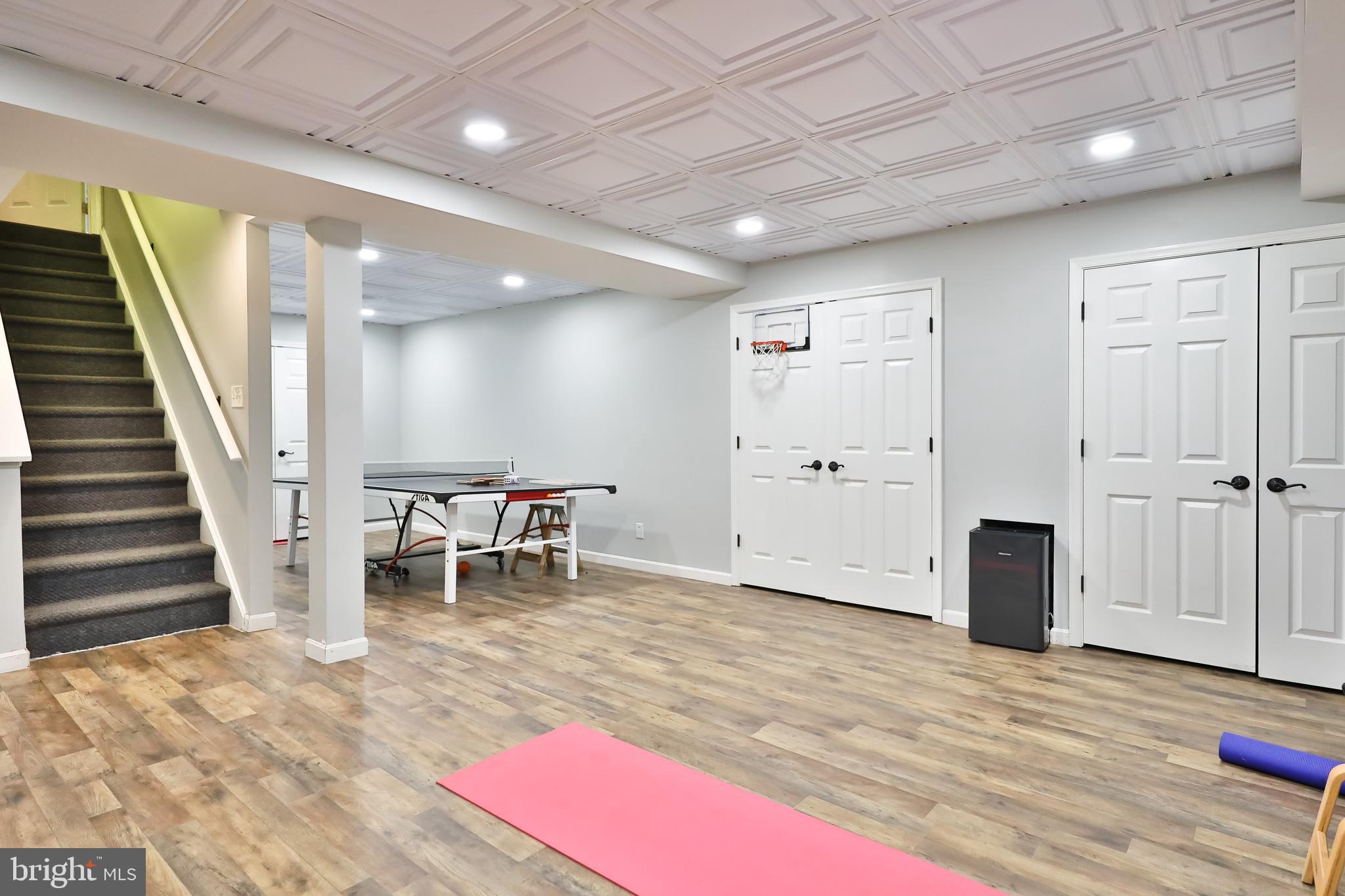 FOREST HILL - Residential