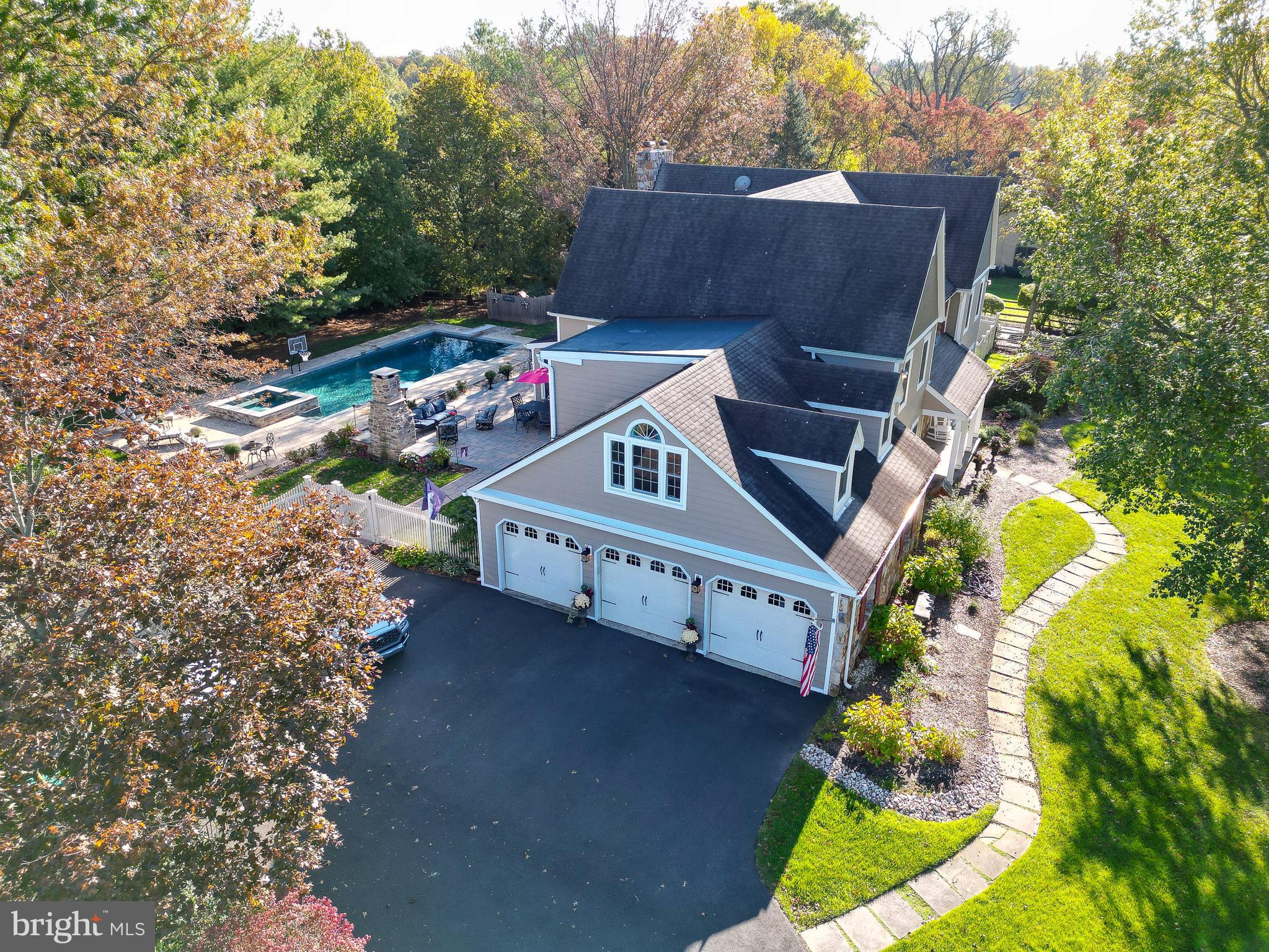 FOREST HILL - Residential