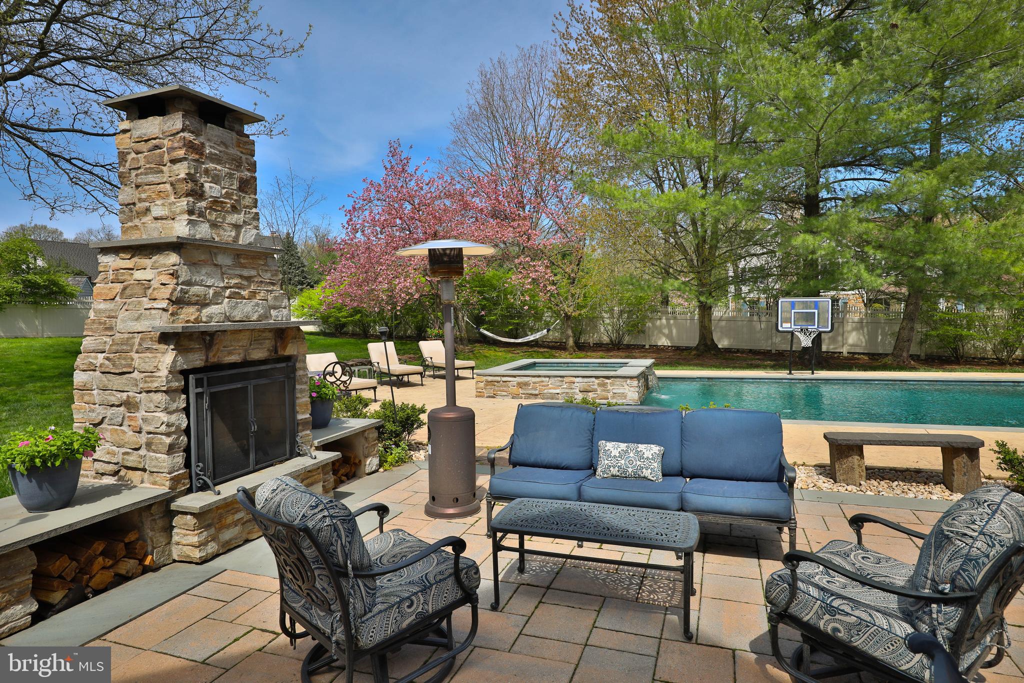 FOREST HILL - Residential