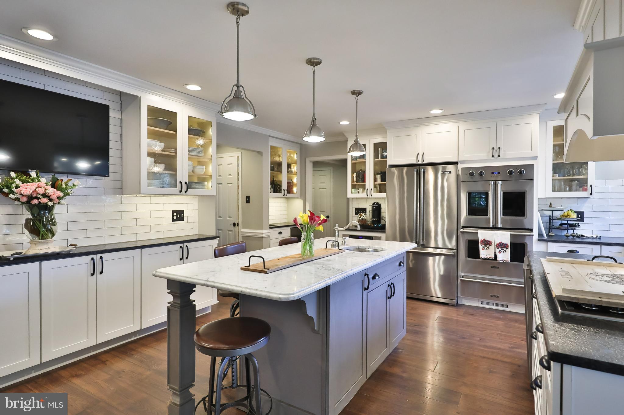 FOREST HILL - Residential