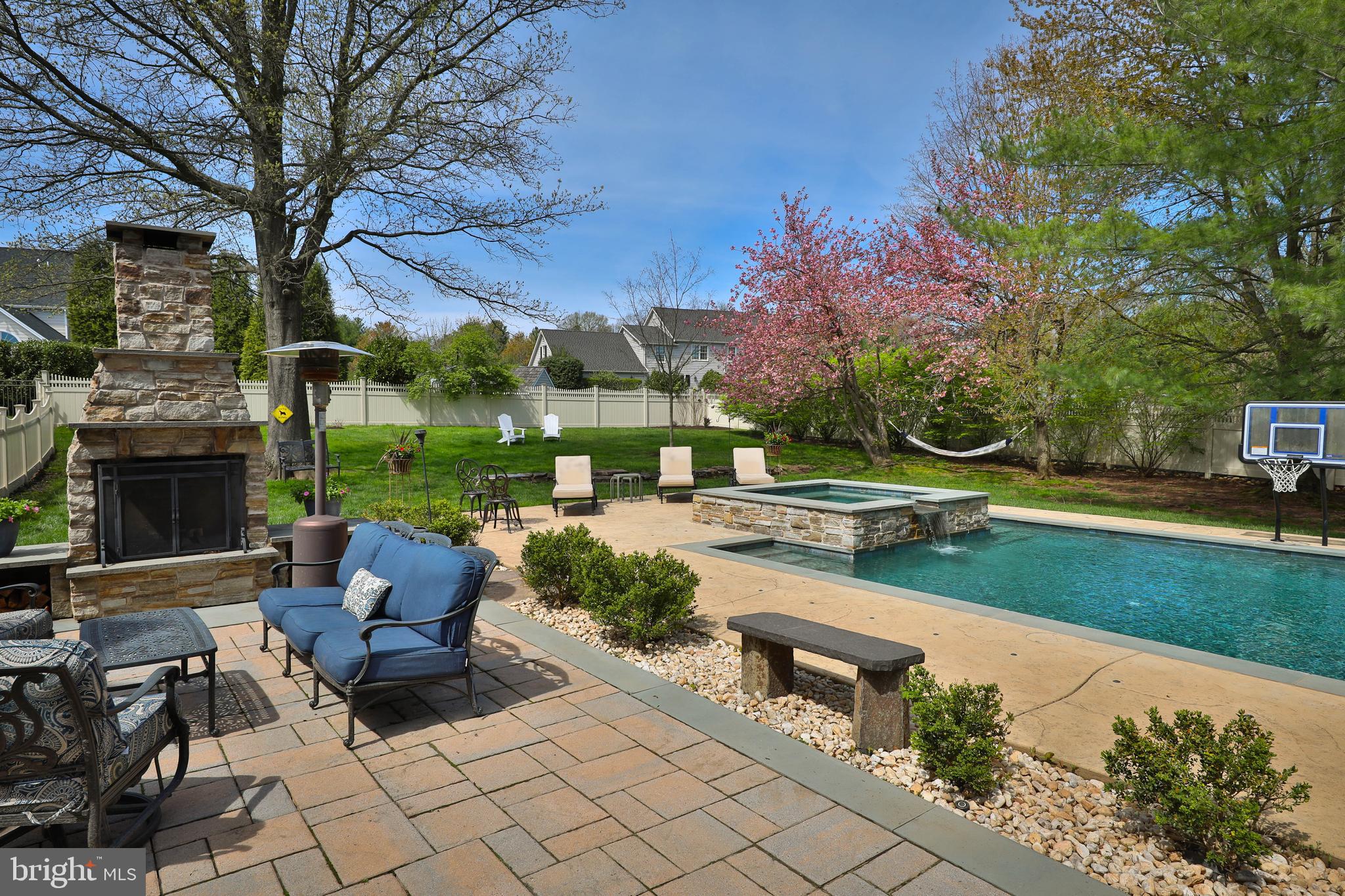 FOREST HILL - Residential